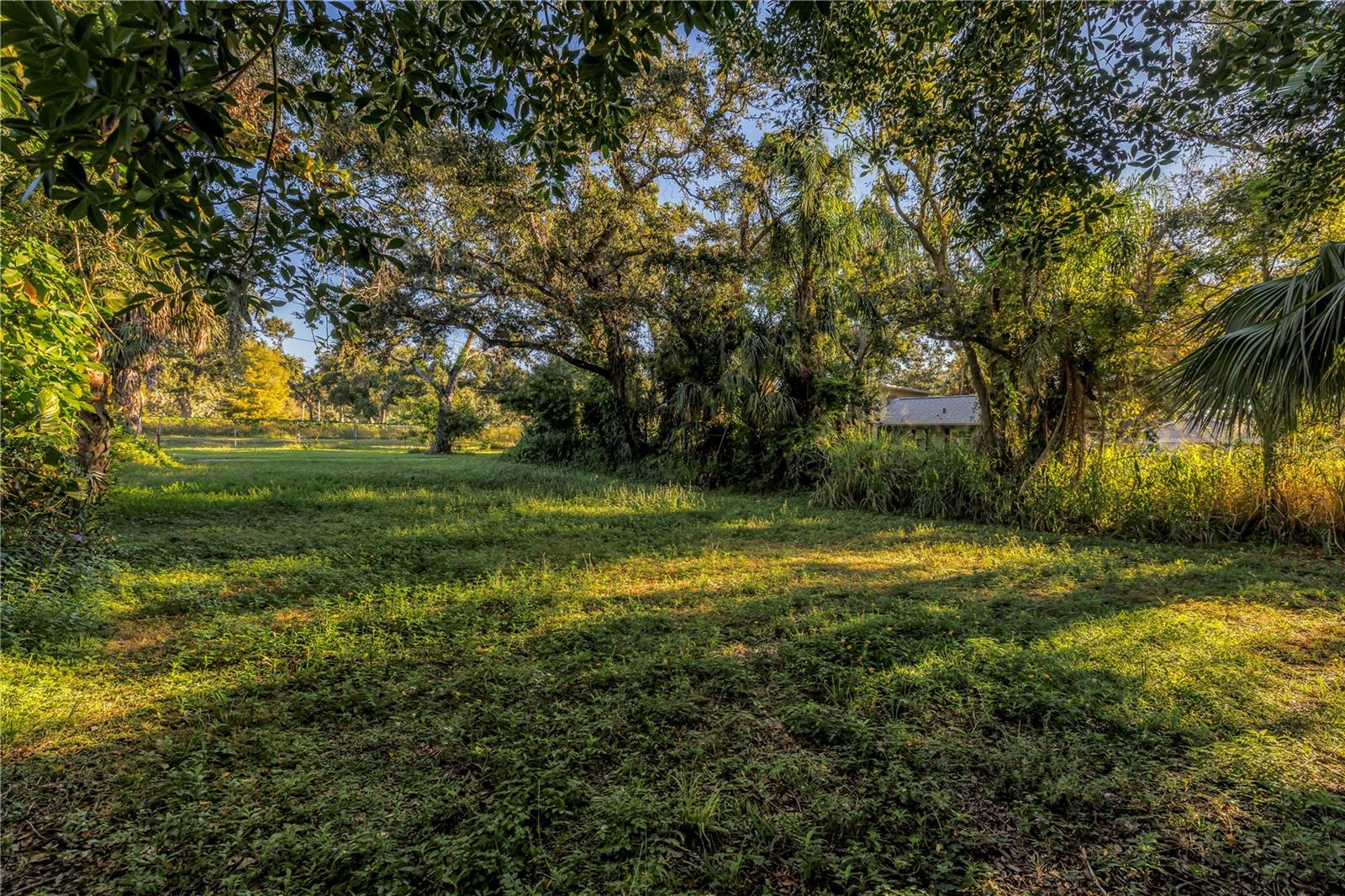 Image 10 of 24 For 2321 25th Avenue S