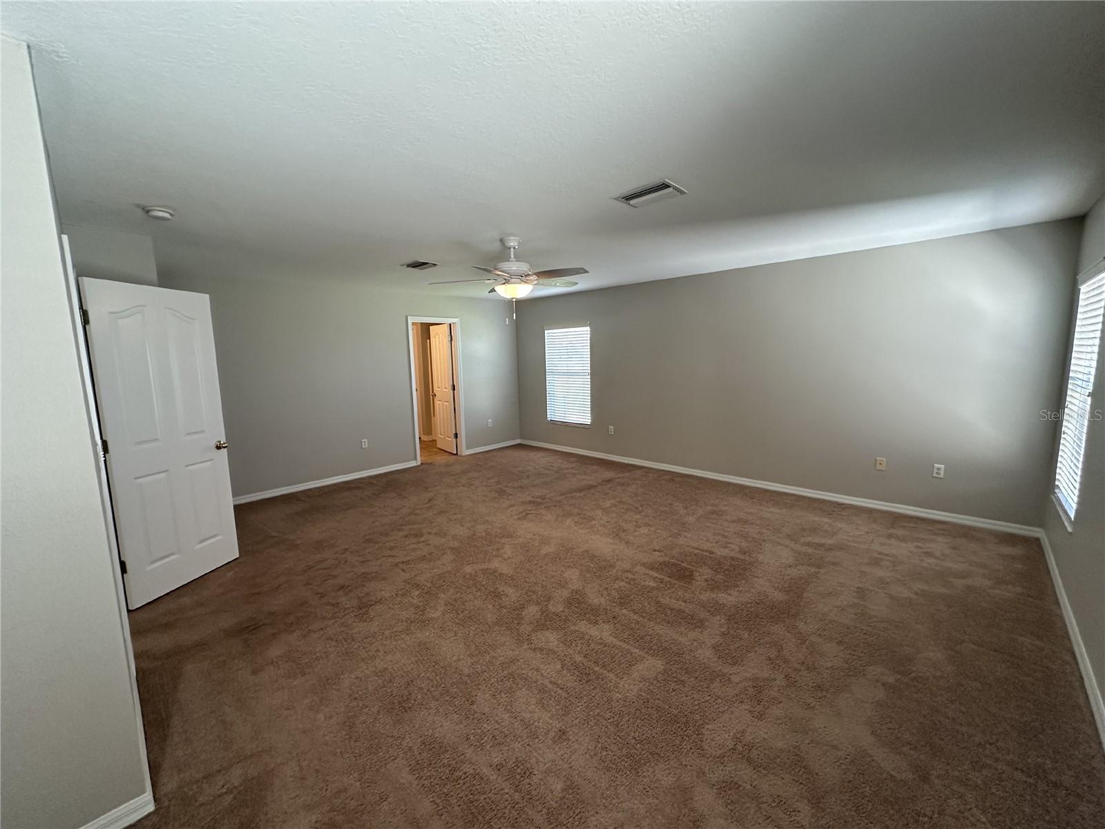 Image 17 of 28 For 6955 Lake Eaglebrooke Drive