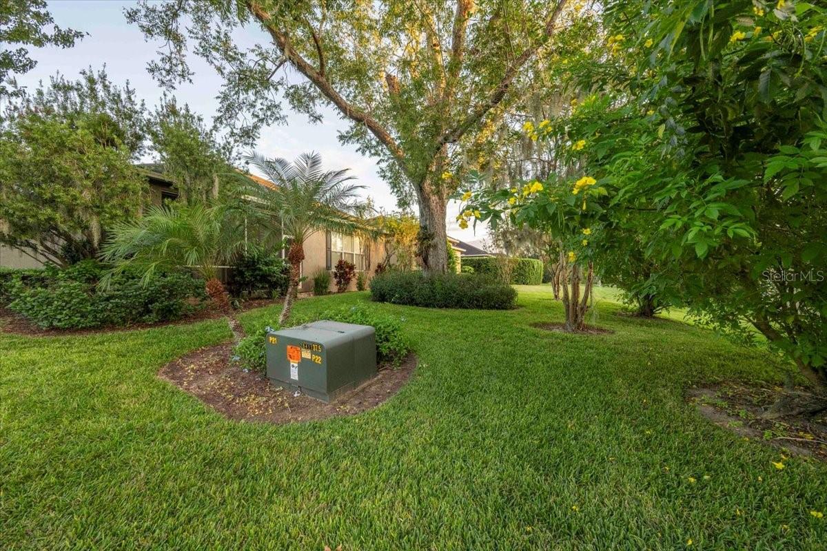 Image 33 of 39 For 6103 Stoney Creek Way