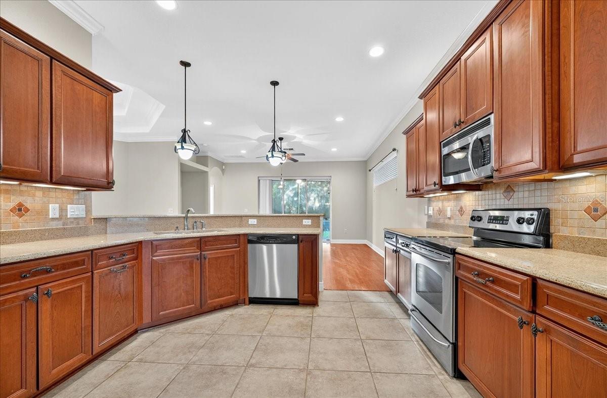 Image 5 of 39 For 6103 Stoney Creek Way