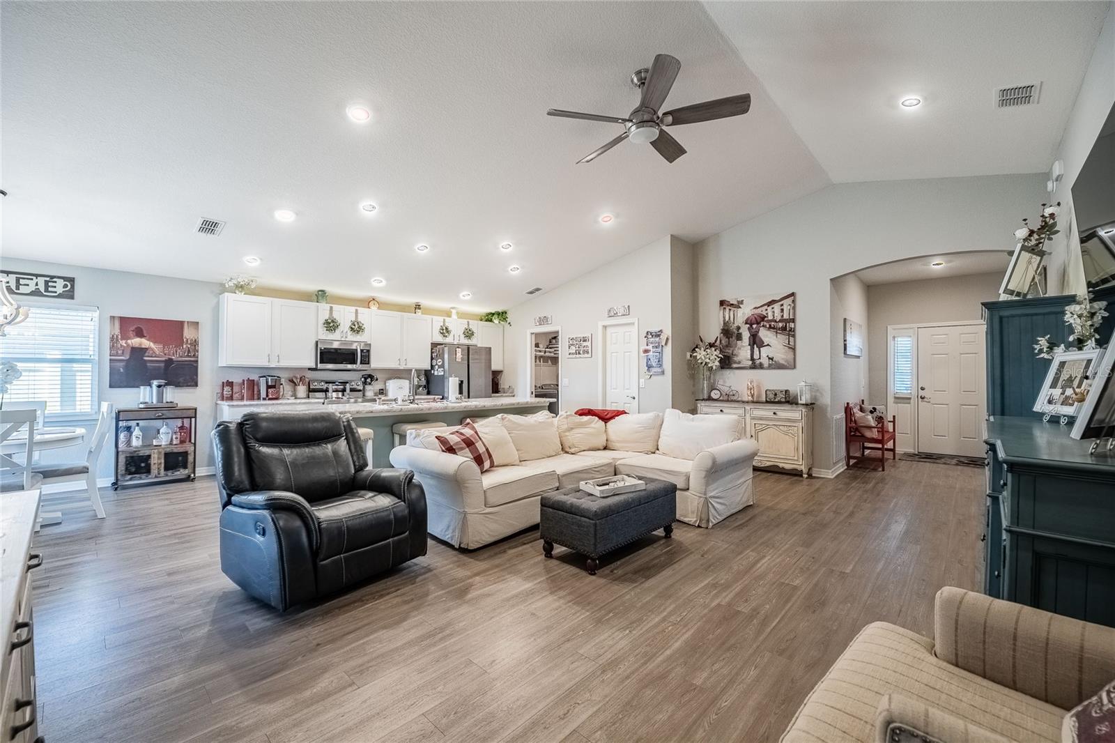 Image 11 of 42 For 3227 Costello Circle