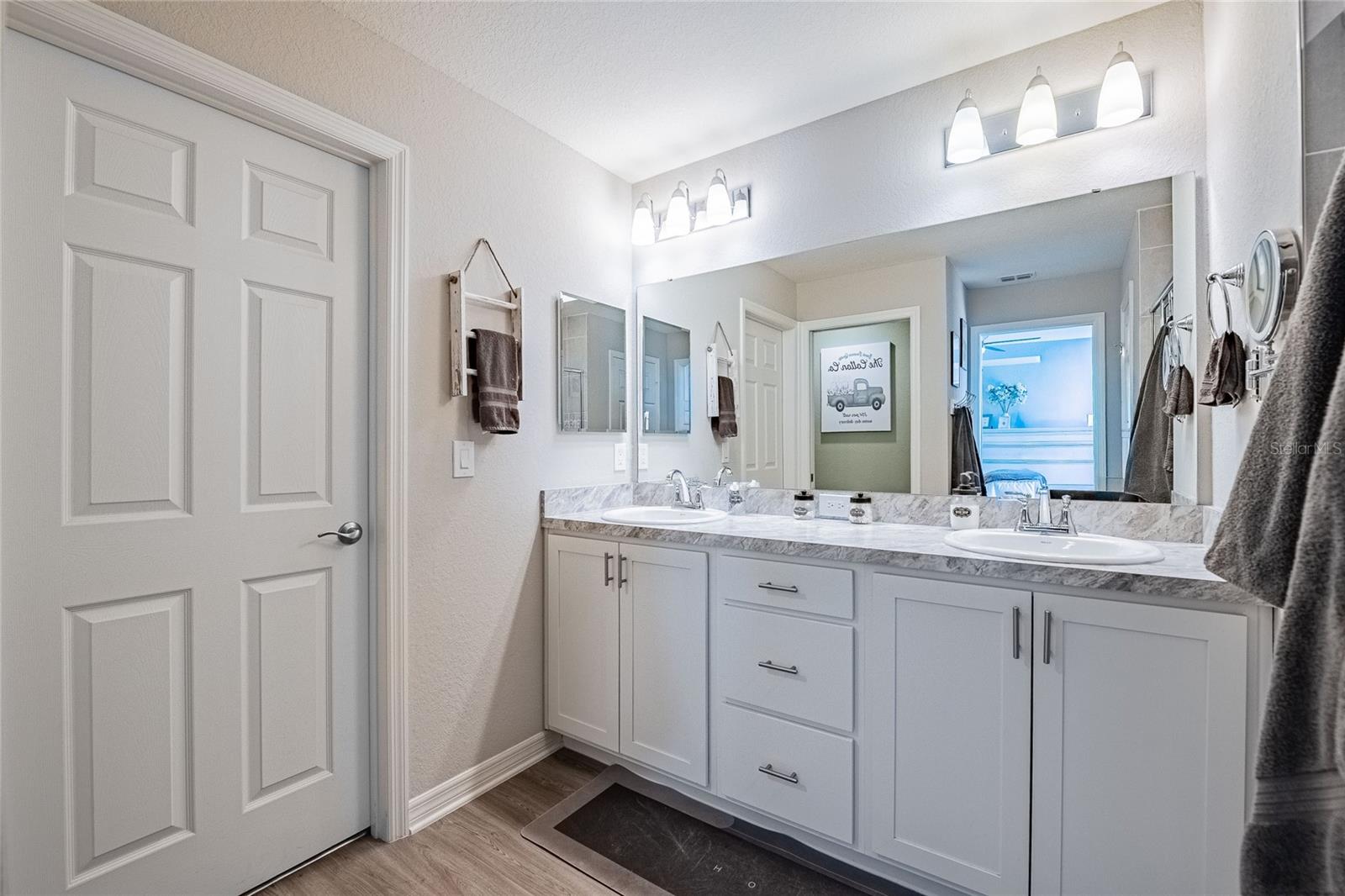 Image 22 of 42 For 3227 Costello Circle