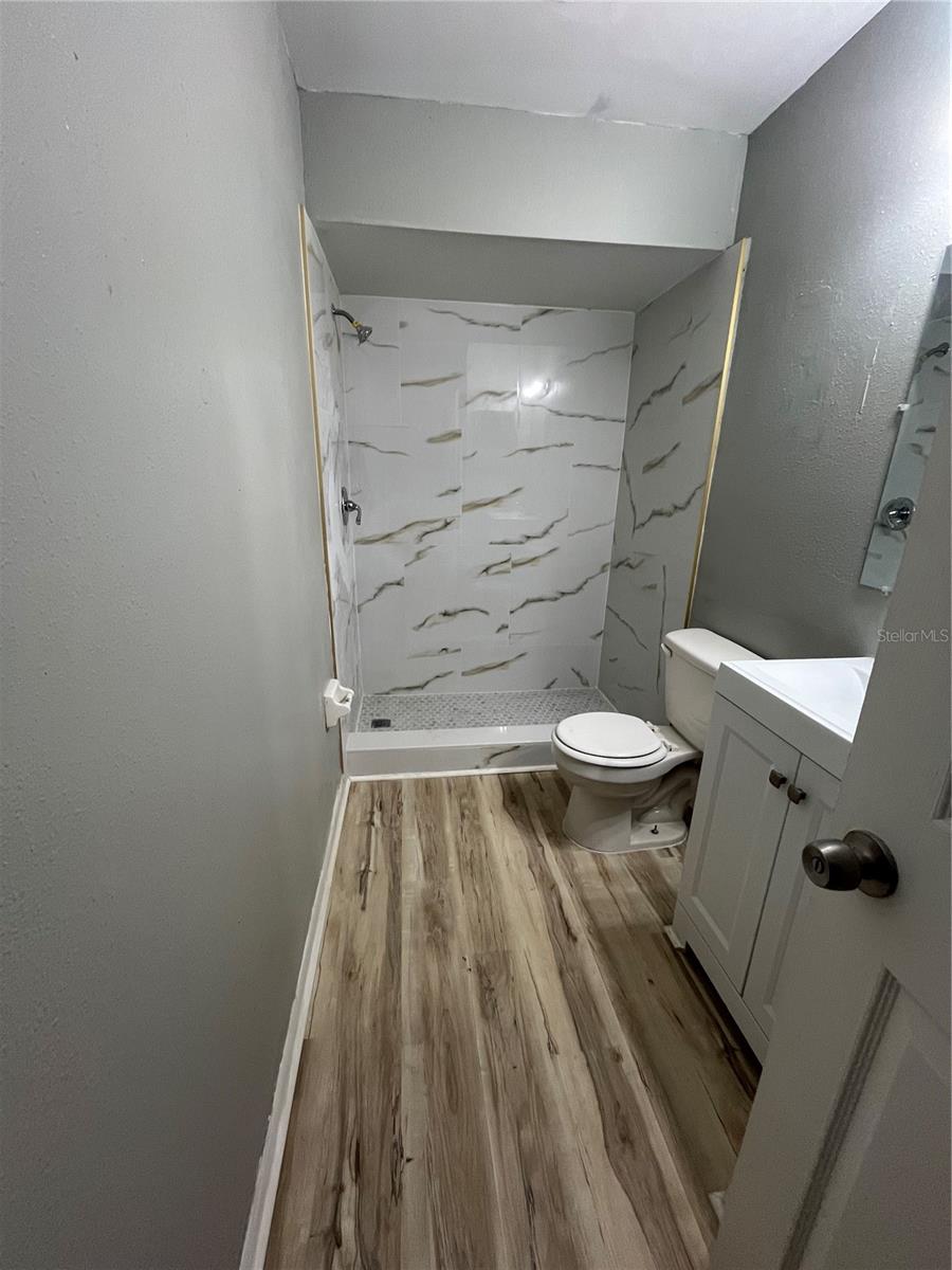 Image 4 of 10 For 2502 Chestnut Woods Drive