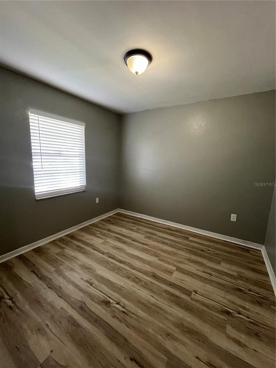 Image 9 of 10 For 2502 Chestnut Woods Drive