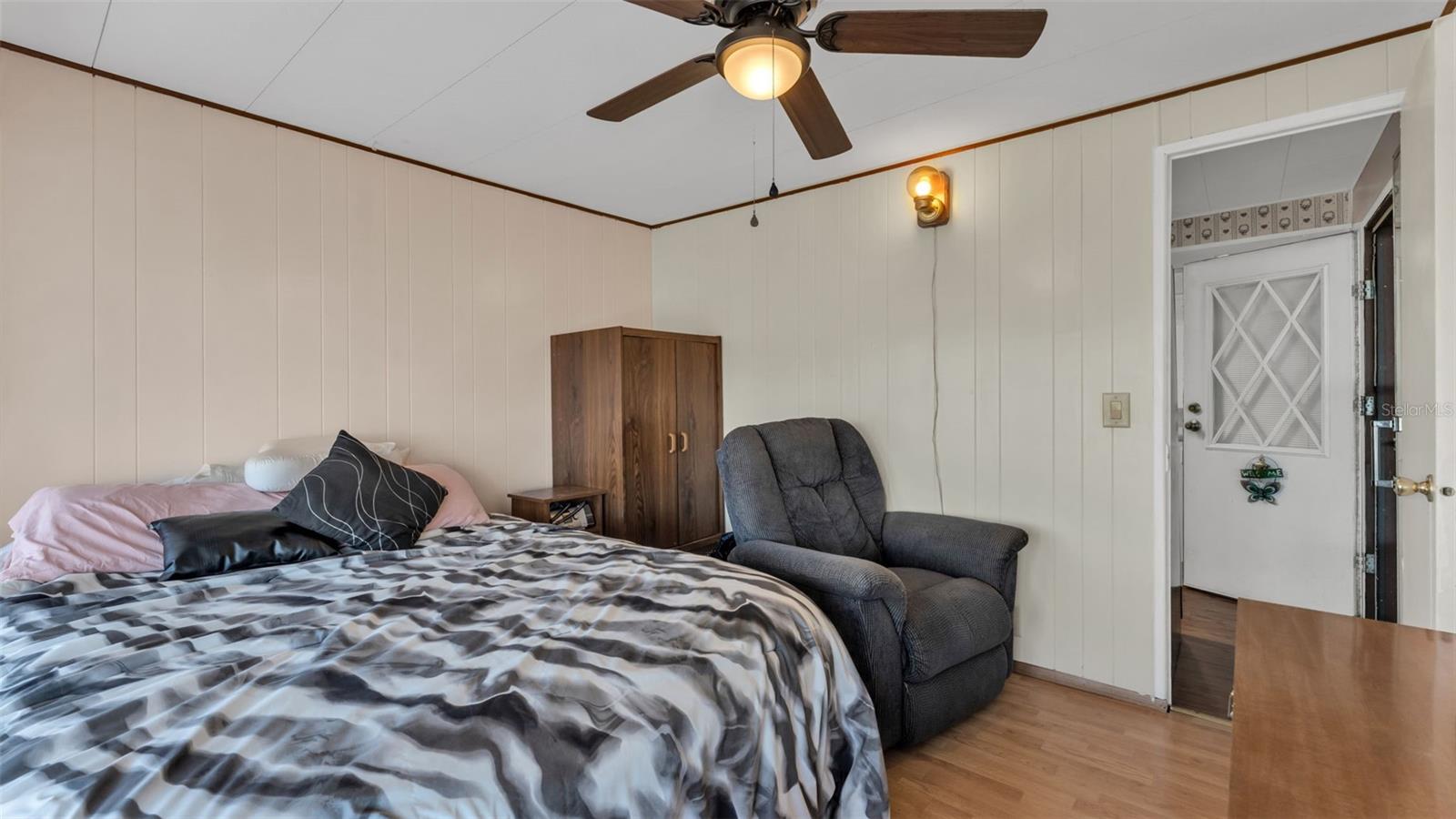 Image 20 of 51 For 618 Elizabeth Lane