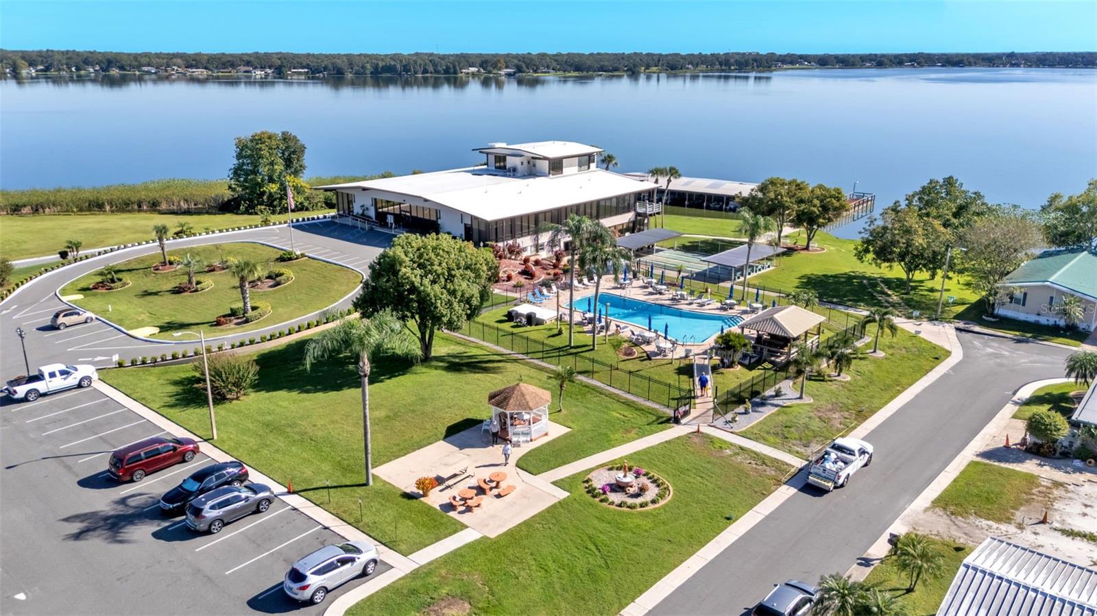 Image 44 of 51 For 618 Elizabeth Lane