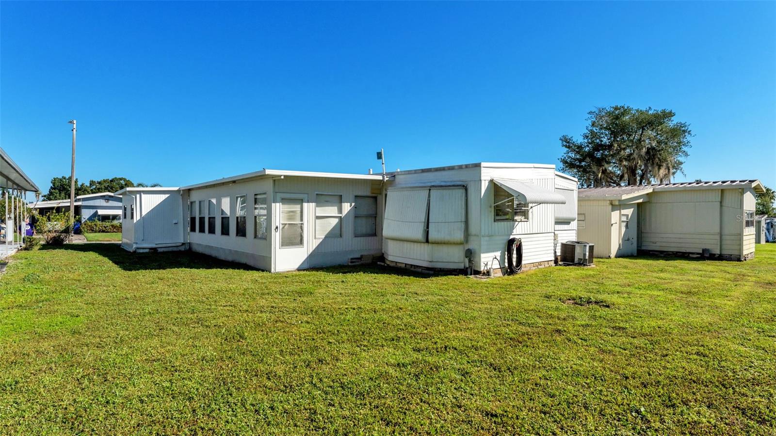 Image 7 of 51 For 618 Elizabeth Lane