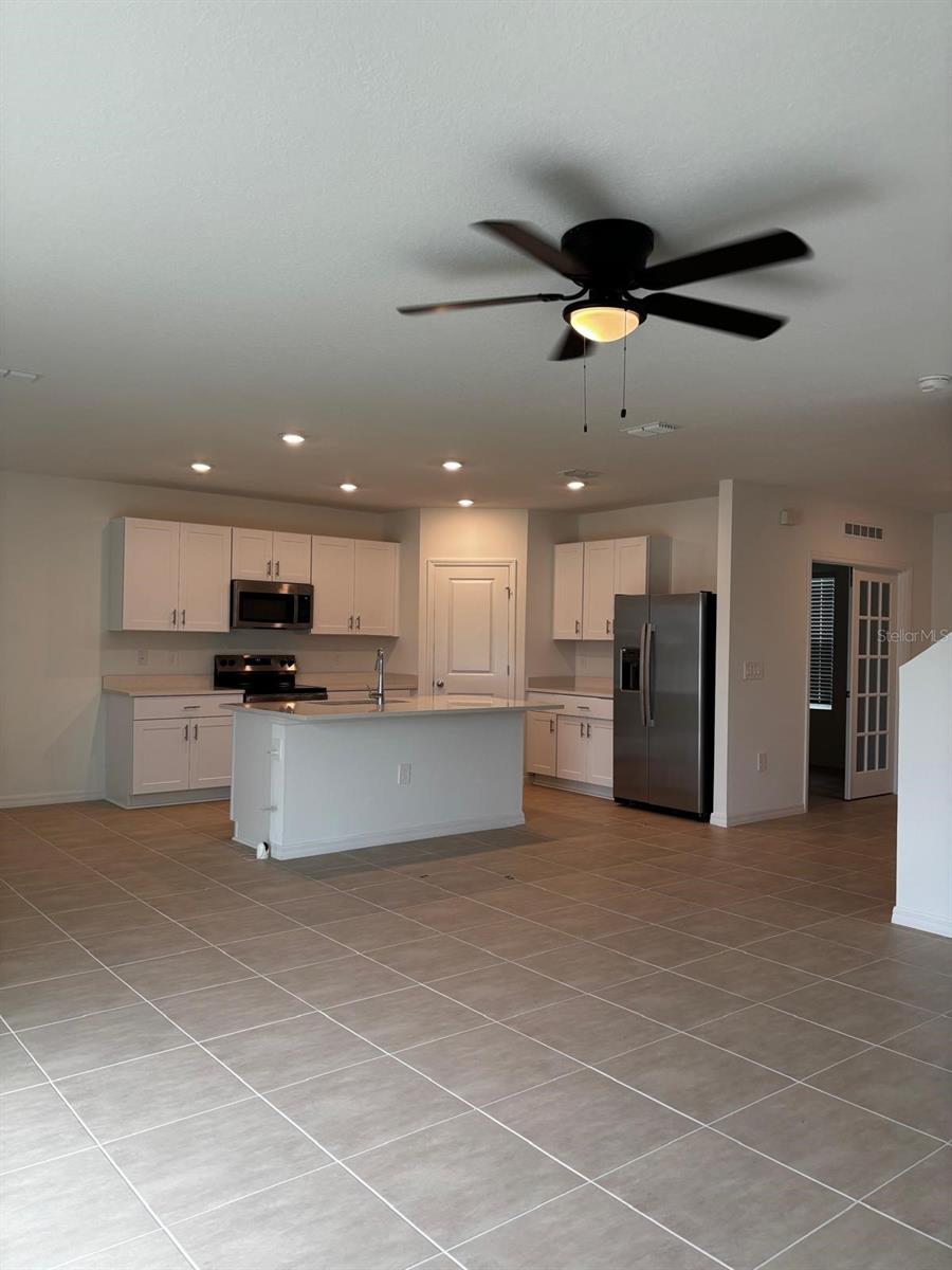 Image 8 of 18 For 4755 Yellow Elder Way