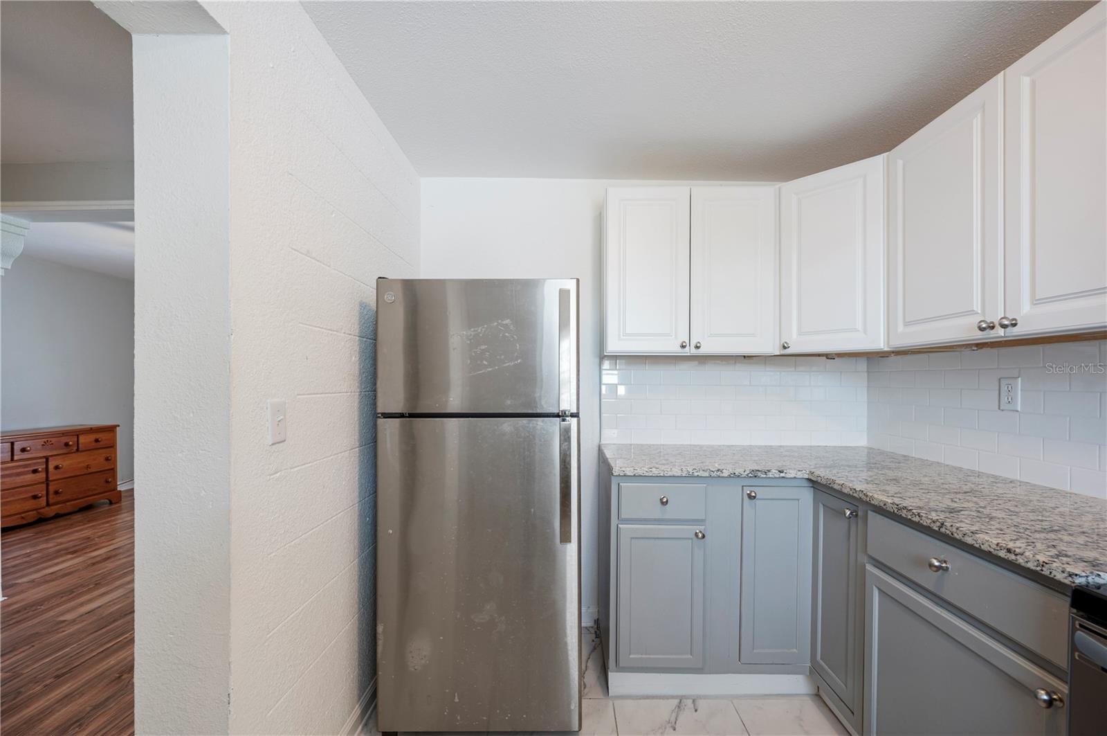 Image 12 of 32 For 2318 Golfview Street