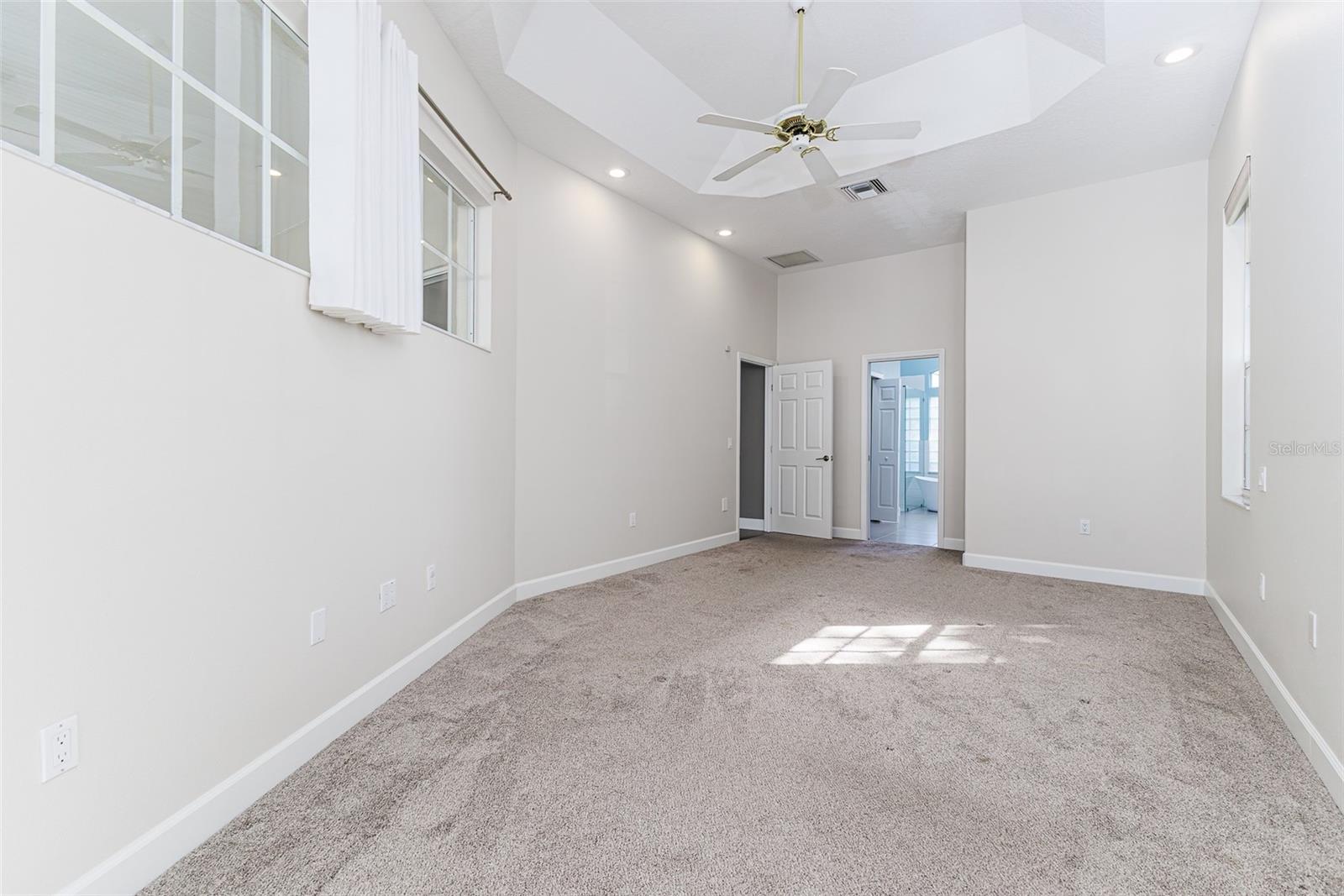Image 13 of 37 For 870 De La Bosque Avenue