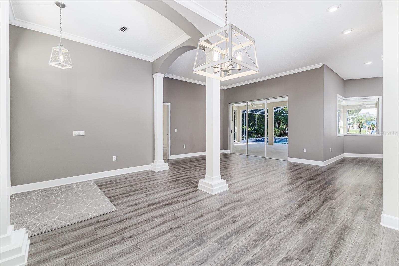 Image 9 of 37 For 870 De La Bosque Avenue