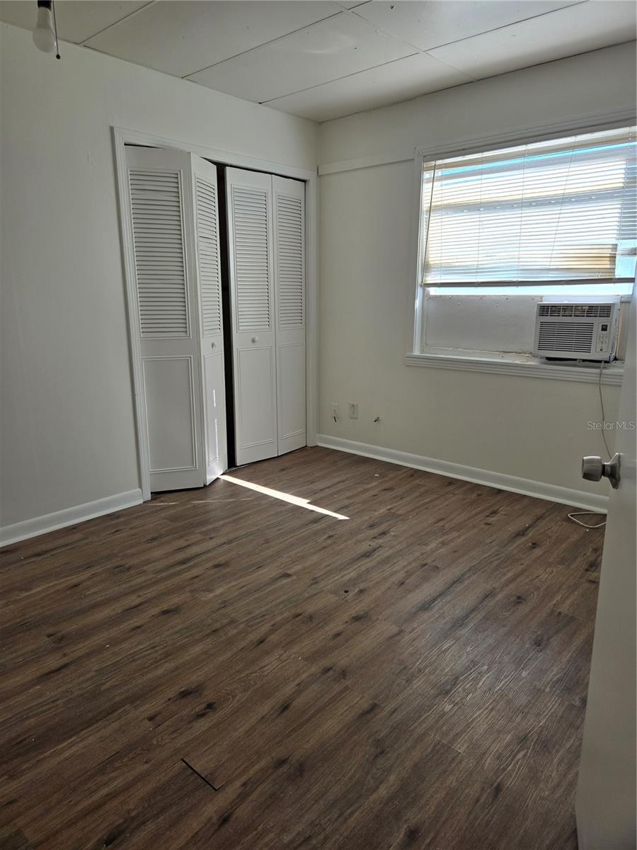 Image 4 of 6 For 202 Shepard Avenue A