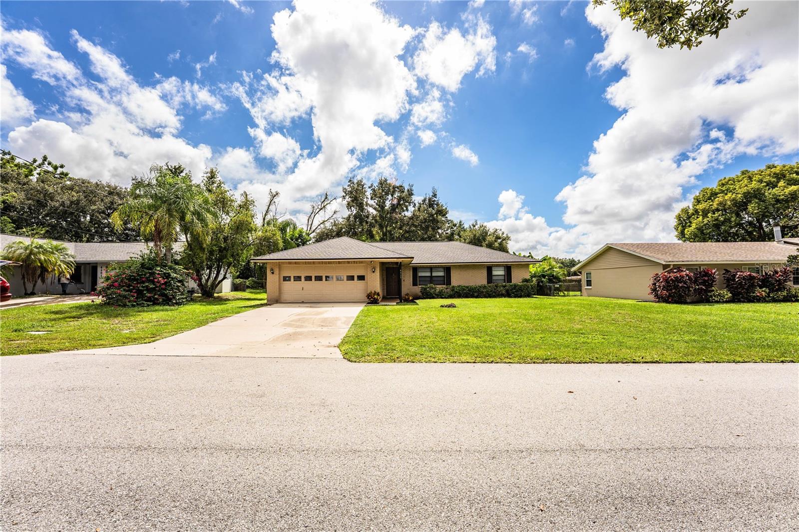 Image 2 of 31 For 4157 Sunny View Drive