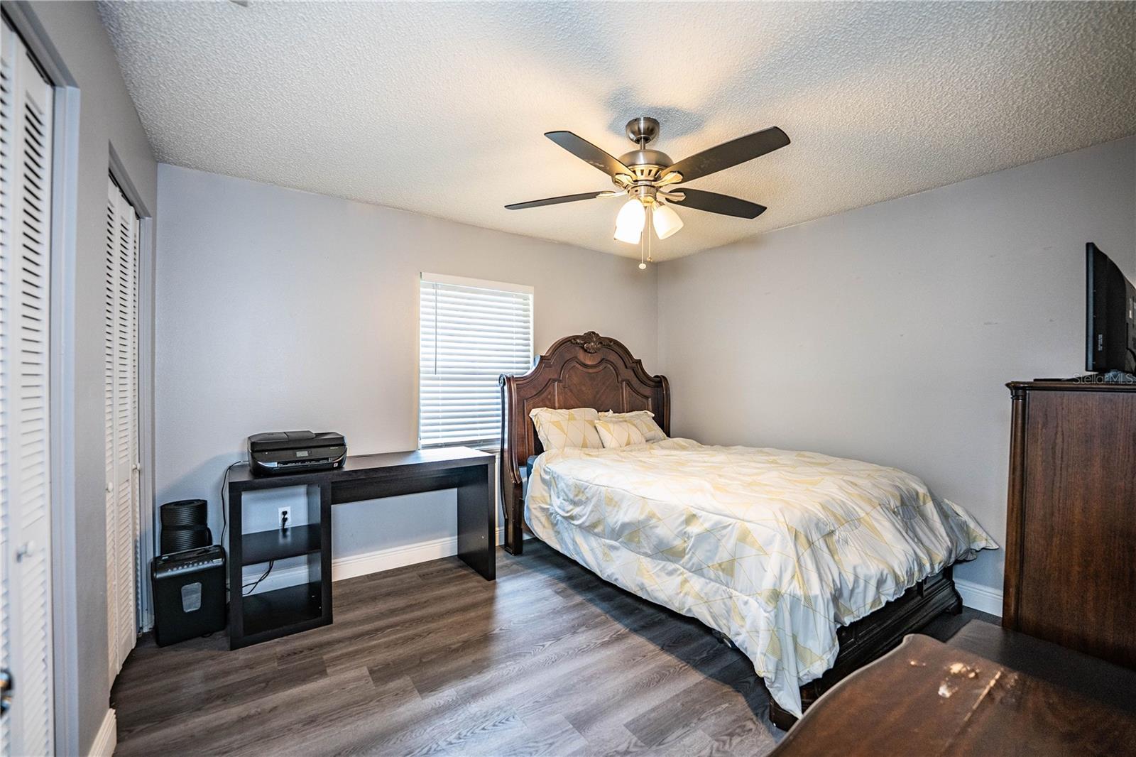 Image 24 of 31 For 4157 Sunny View Drive