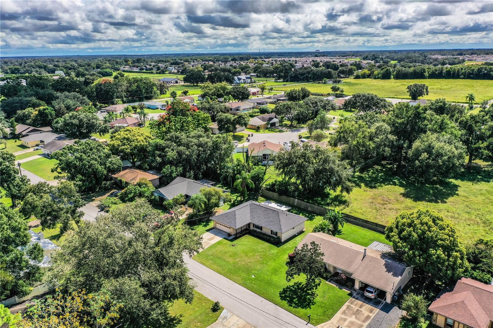 Image 4 of 31 For 4157 Sunny View Drive