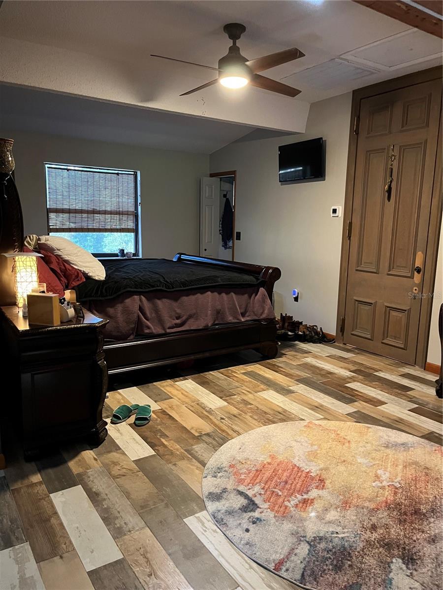 Image 13 of 24 For 6727 East Road