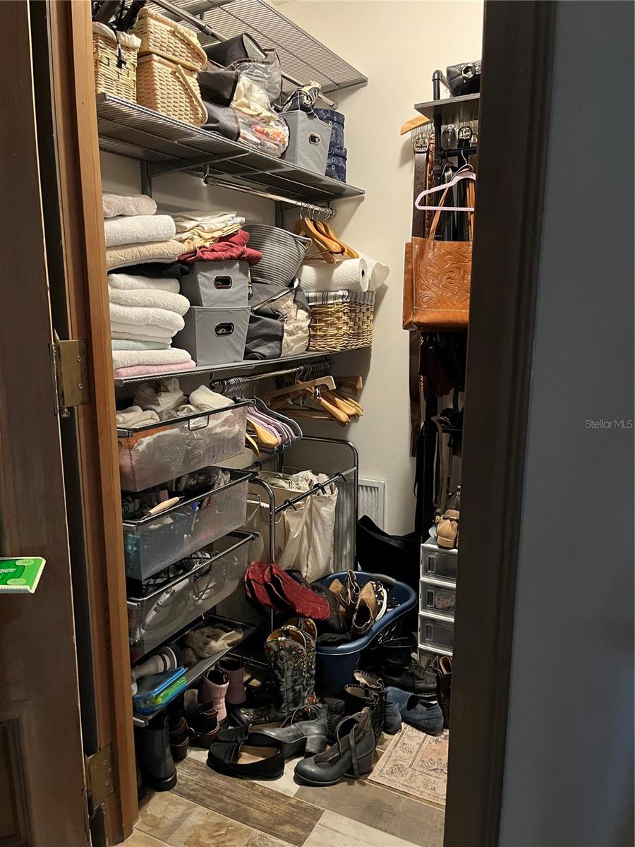 Image 19 of 24 For 6727 East Road