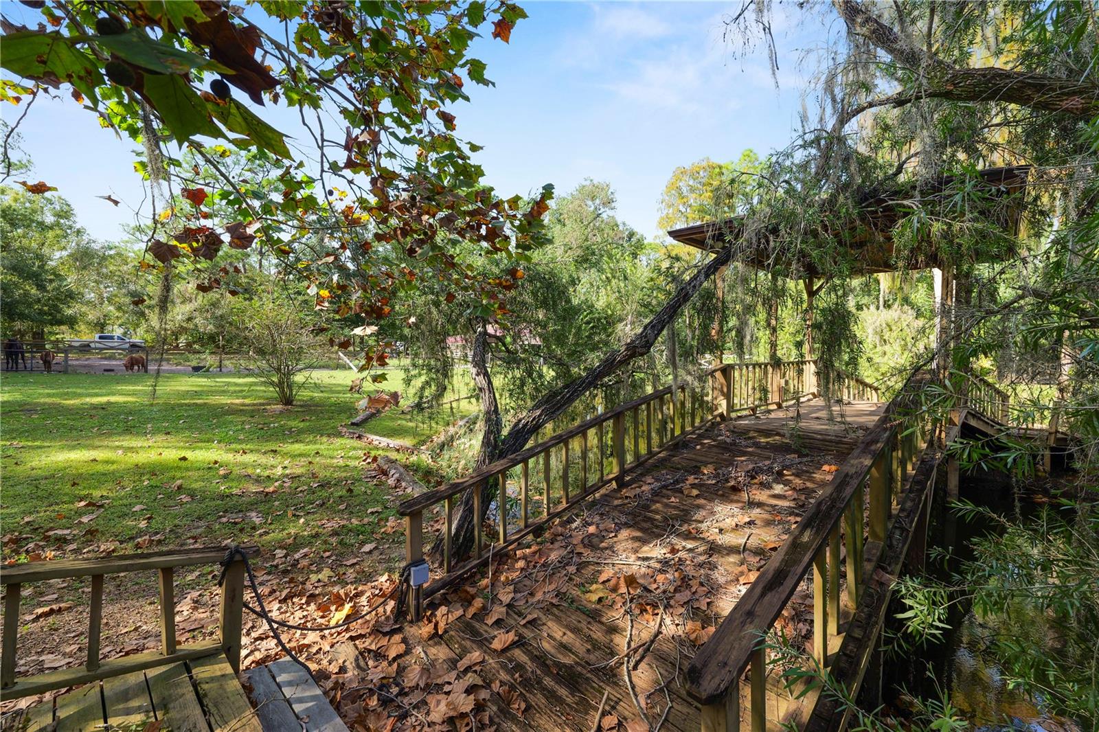 Image 28 of 48 For 6727 East Road