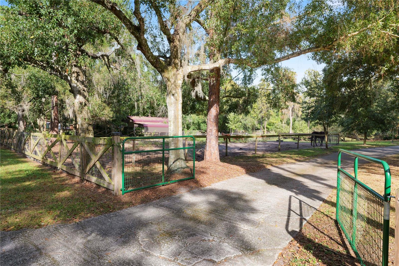 Image 36 of 48 For 6727 East Road