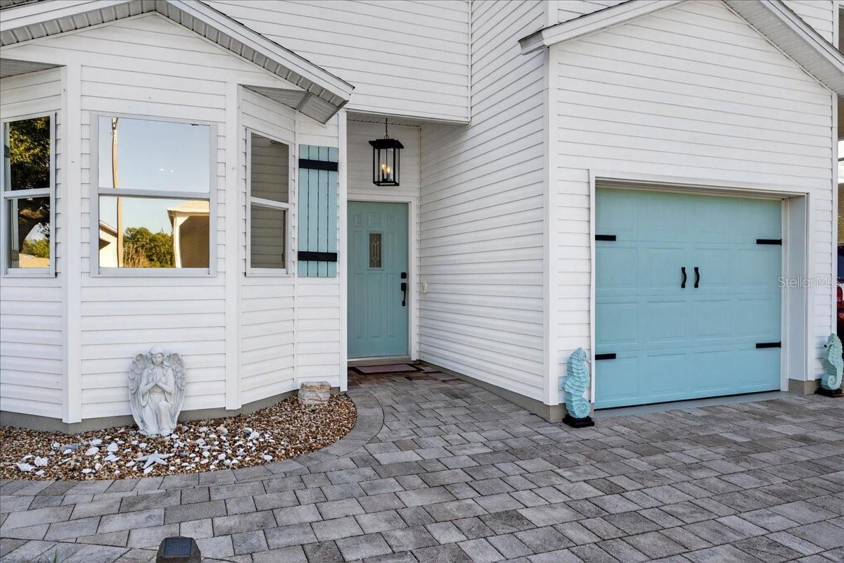 Image 12 of 35 For 1102 Motorcoach Drive