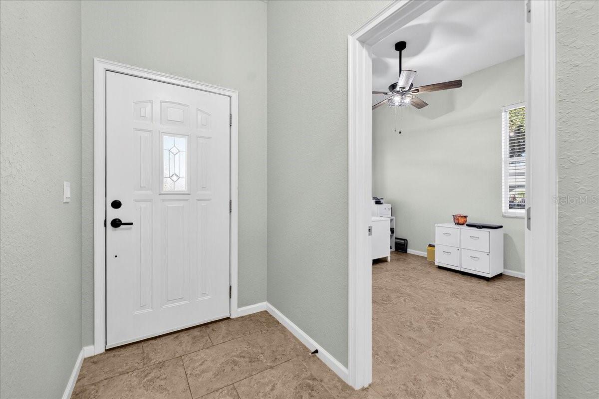 Image 13 of 35 For 1102 Motorcoach Drive