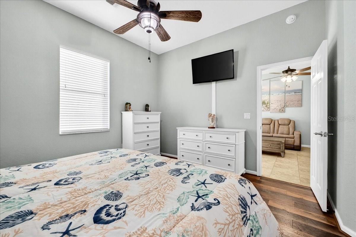 Image 26 of 35 For 1102 Motorcoach Drive