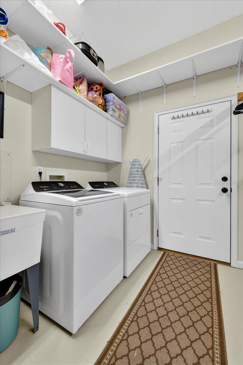 Image 33 of 35 For 1102 Motorcoach Drive