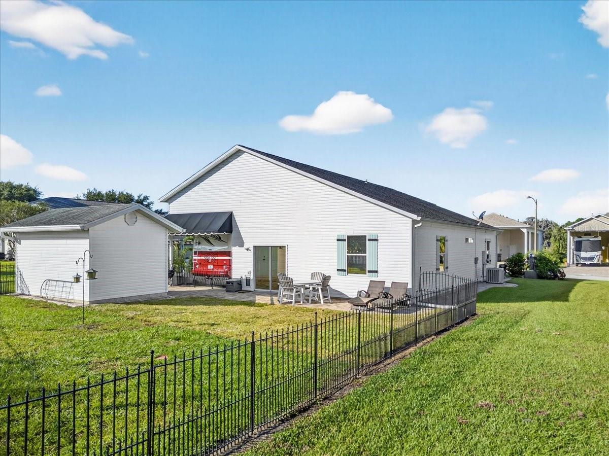 Image 5 of 35 For 1102 Motorcoach Drive