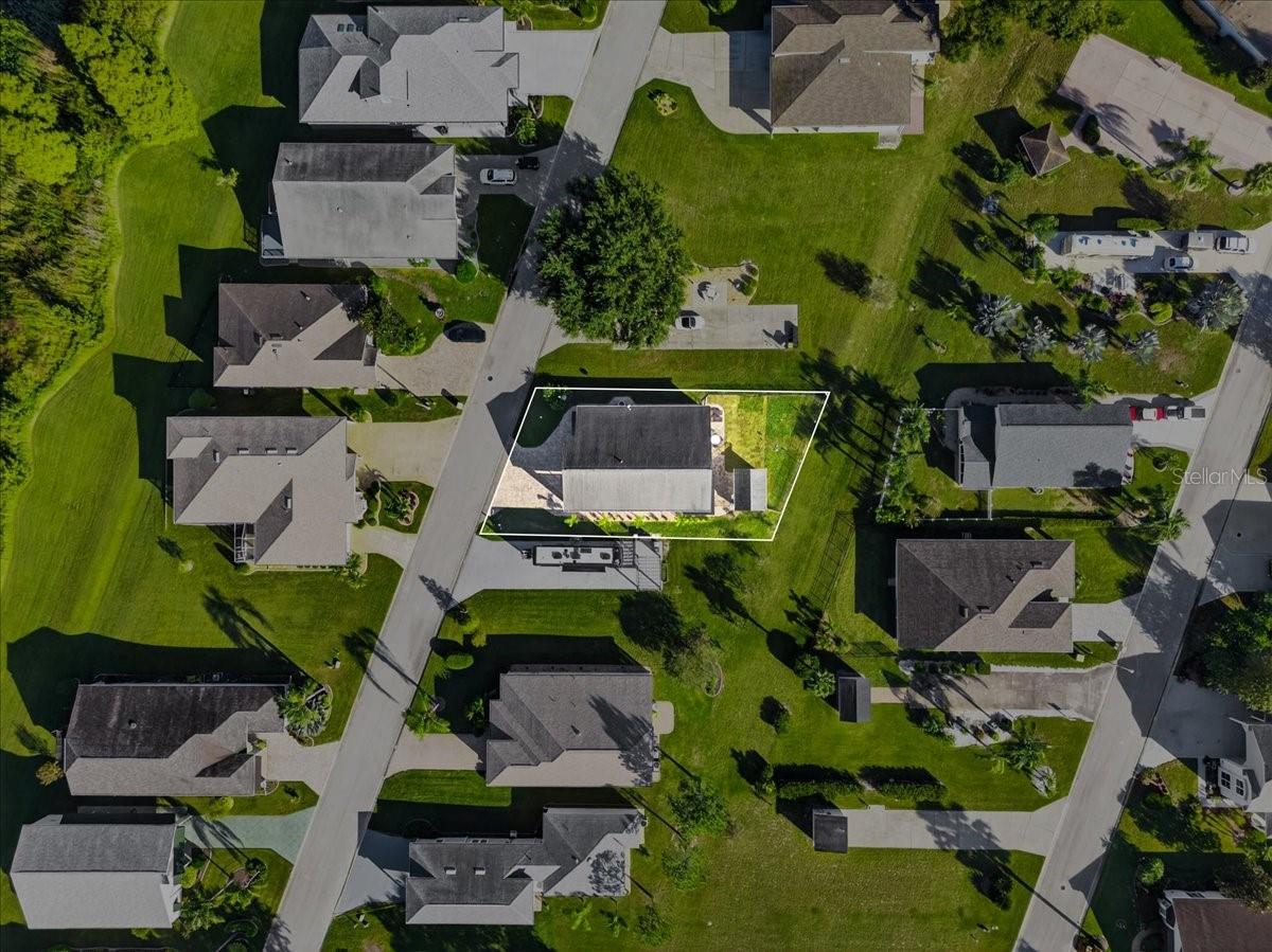 Image 7 of 35 For 1102 Motorcoach Drive