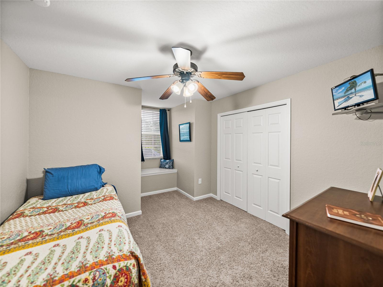 Image 55 of 99 For 150 Berkley Knights Drive