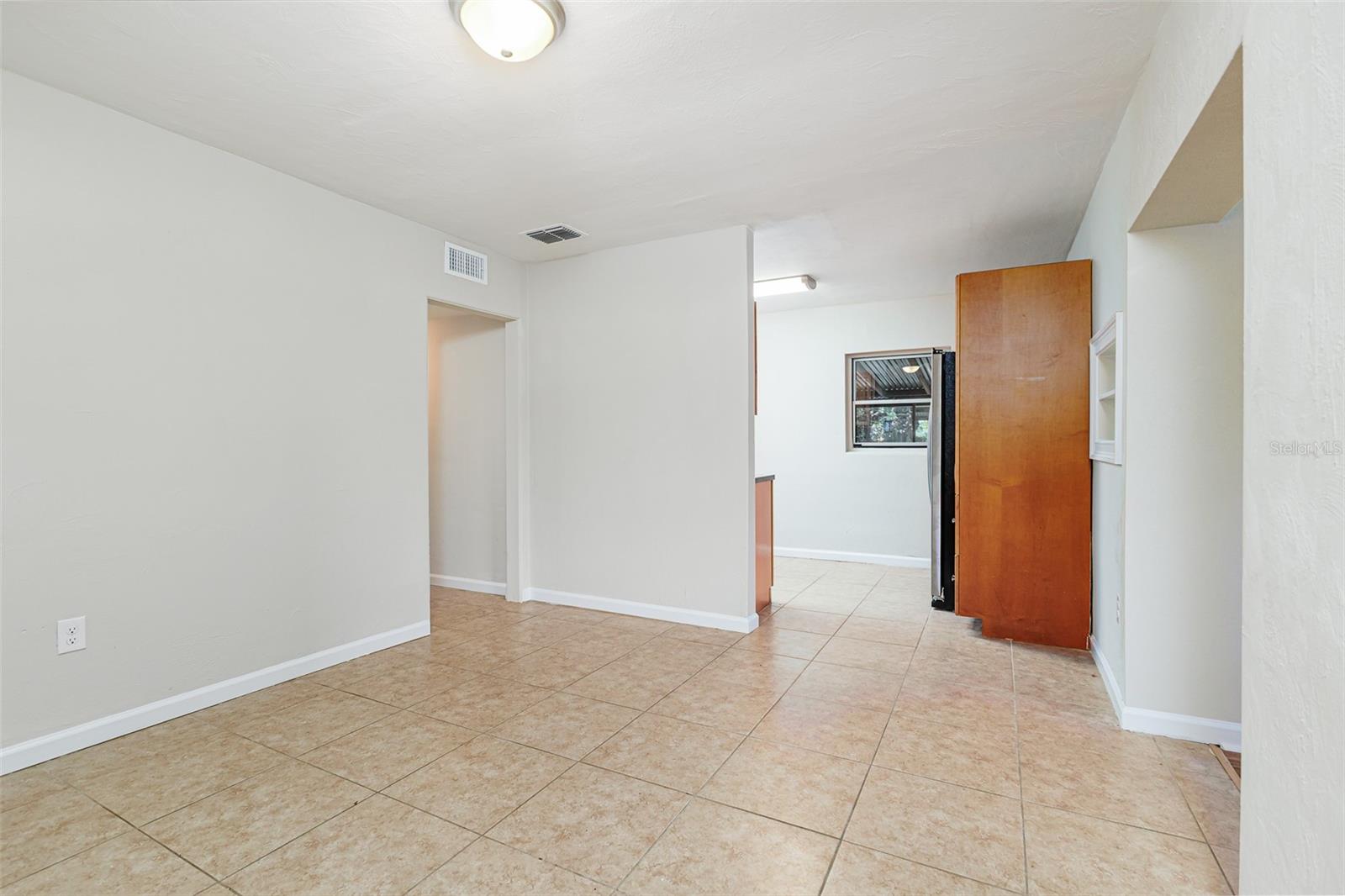 Image 5 of 23 For 1115 29th Street Nw