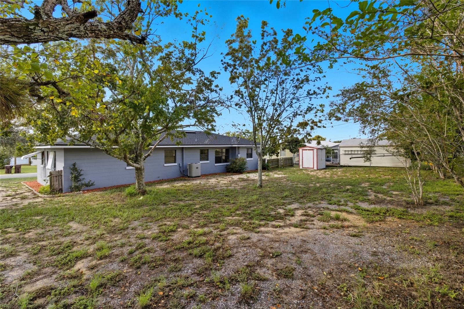 Image 23 of 34 For 715 Wildabon Avenue