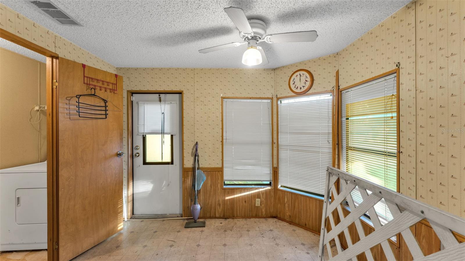 Image 15 of 31 For 3128 Honeoye Trail