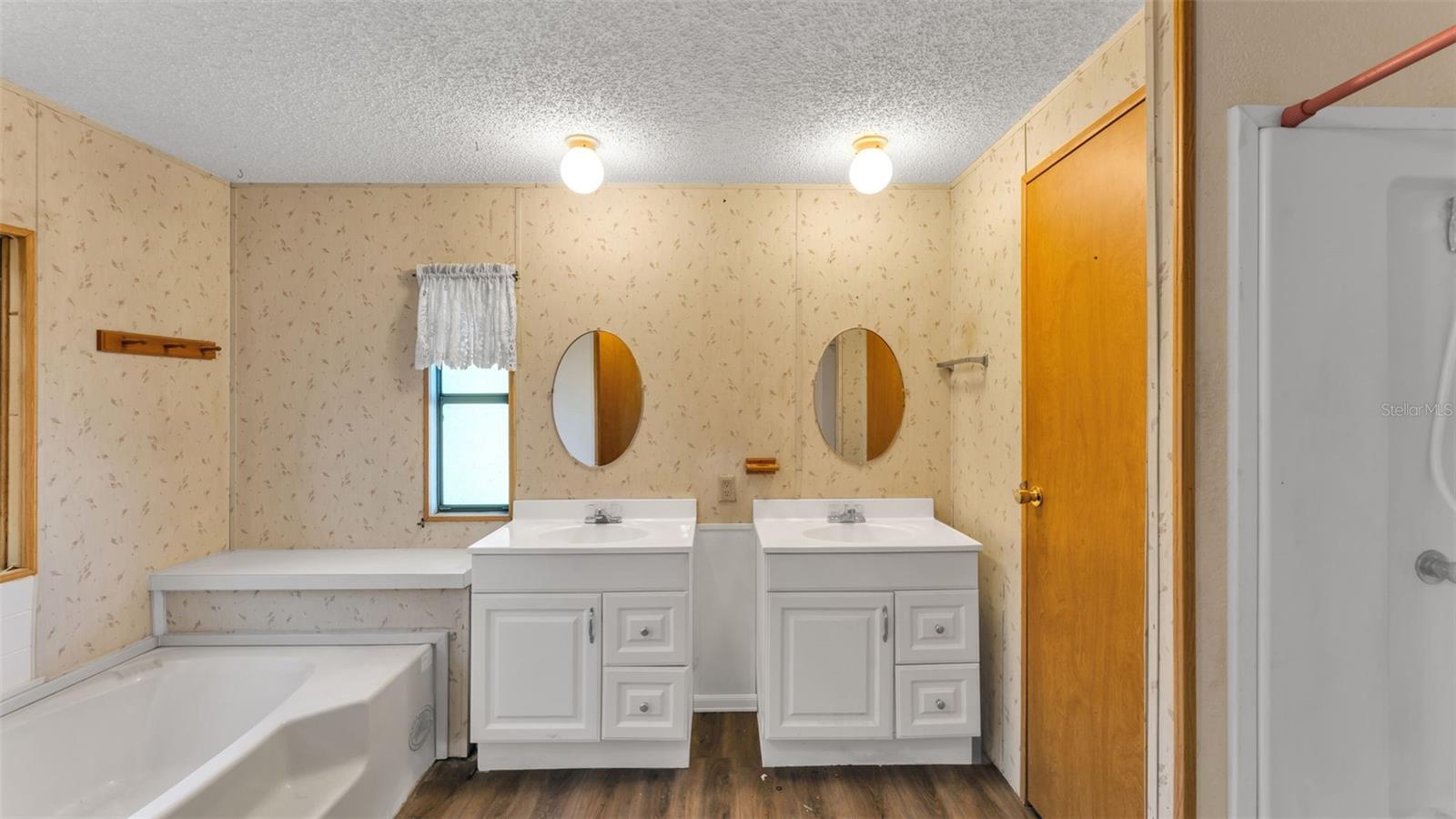 Image 20 of 31 For 3128 Honeoye Trail