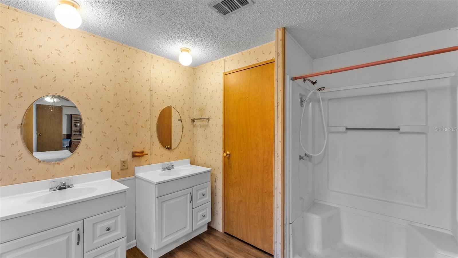 Image 21 of 31 For 3128 Honeoye Trail