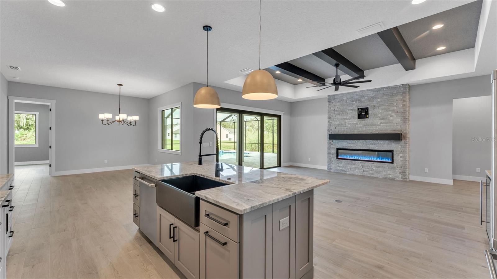 Image 19 of 69 For 5039 Cliffside Drive