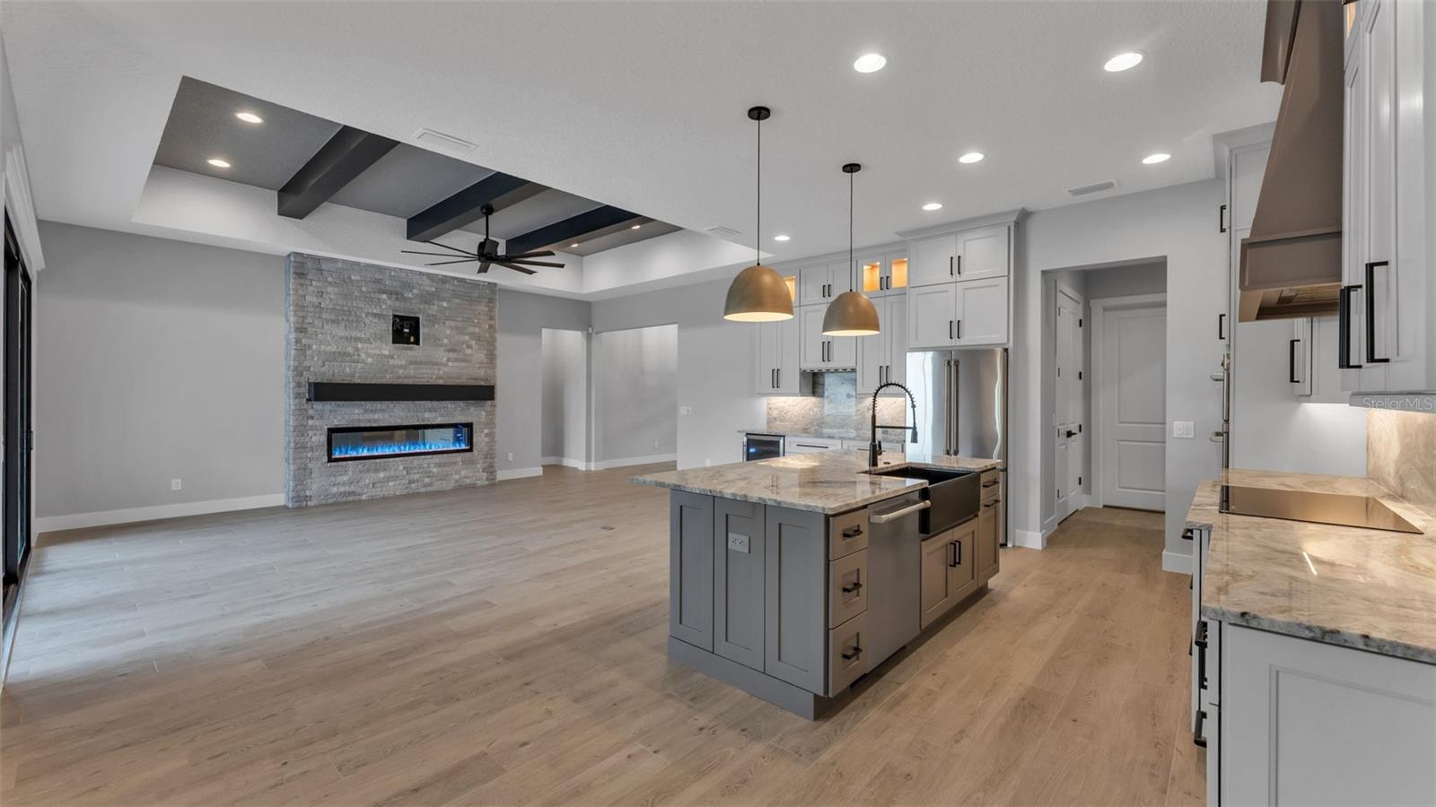 Image 21 of 69 For 5039 Cliffside Drive
