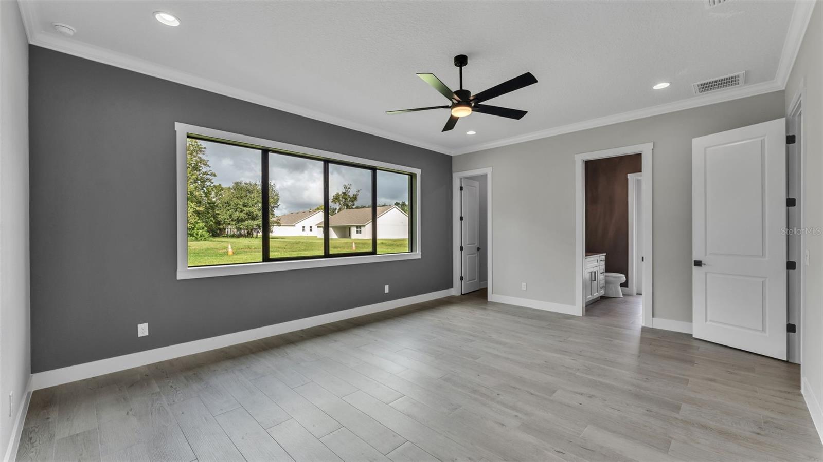 Image 45 of 69 For 5039 Cliffside Drive