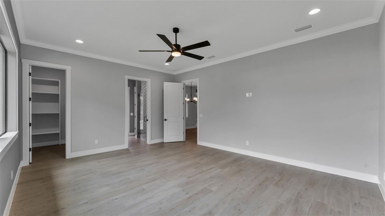 Image 46 of 69 For 5039 Cliffside Drive