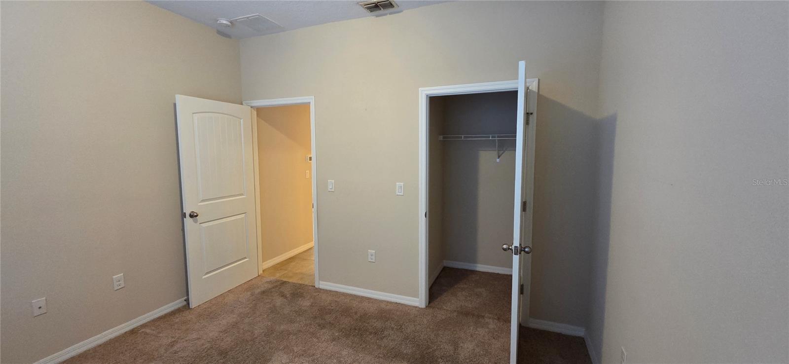 Image 28 of 45 For 5820 Marsh Landing Drive