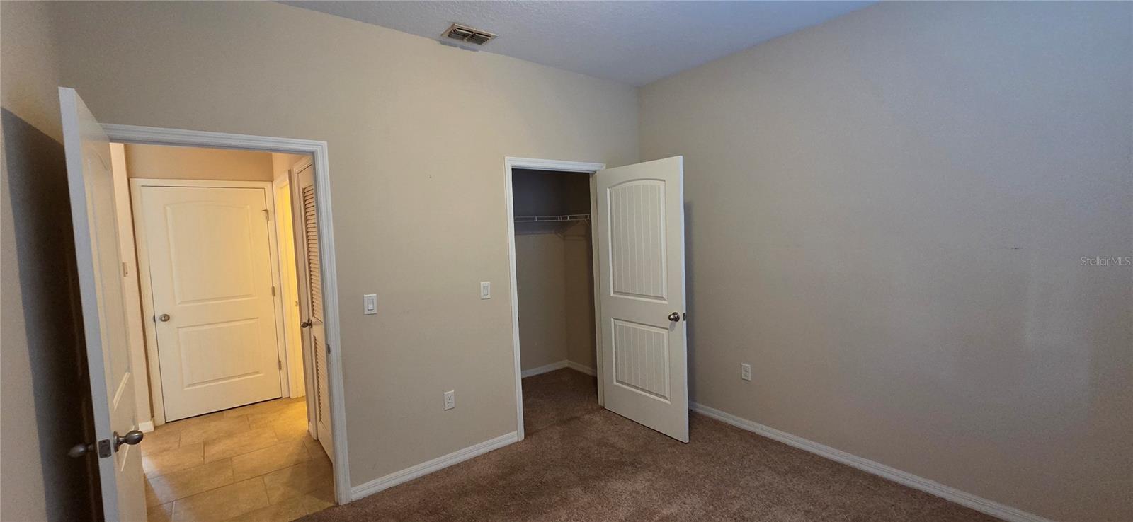 Image 29 of 45 For 5820 Marsh Landing Drive