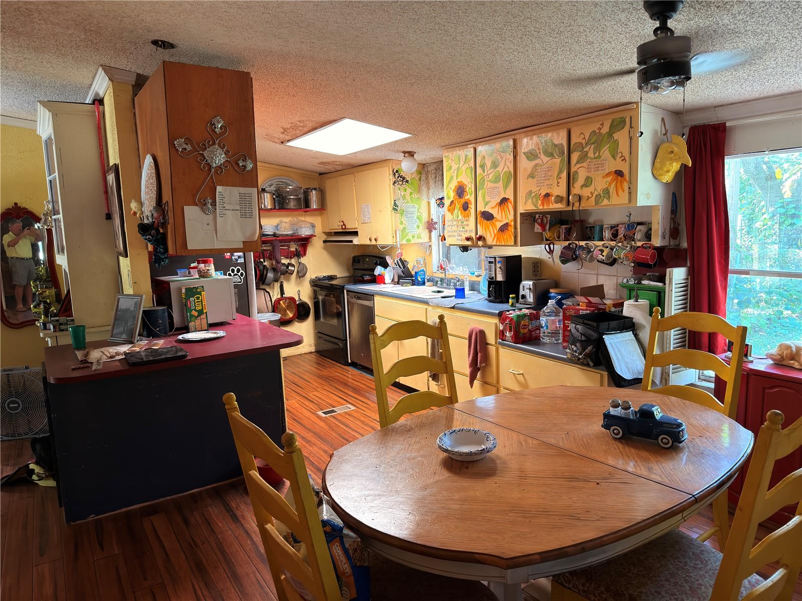 Image 20 of 27 For 6625 County Line Road