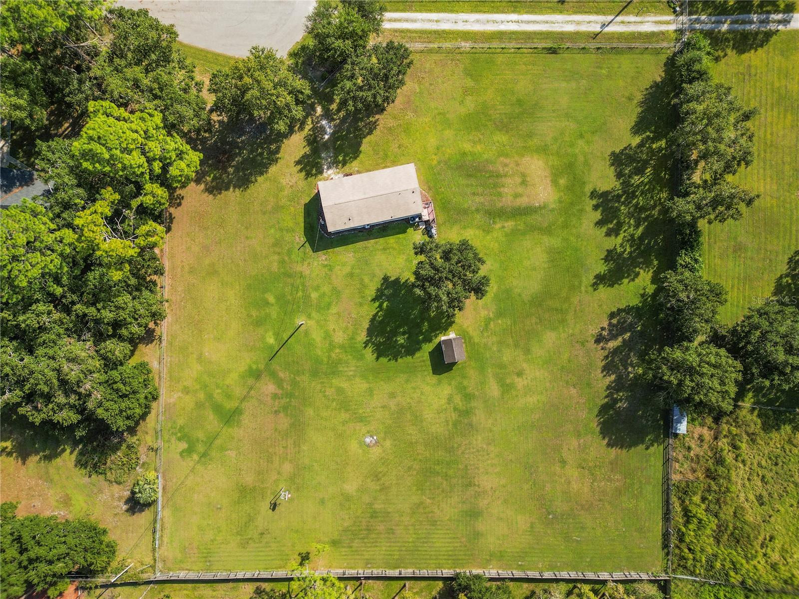 Image 31 of 37 For 8716 Pine Tree Drive