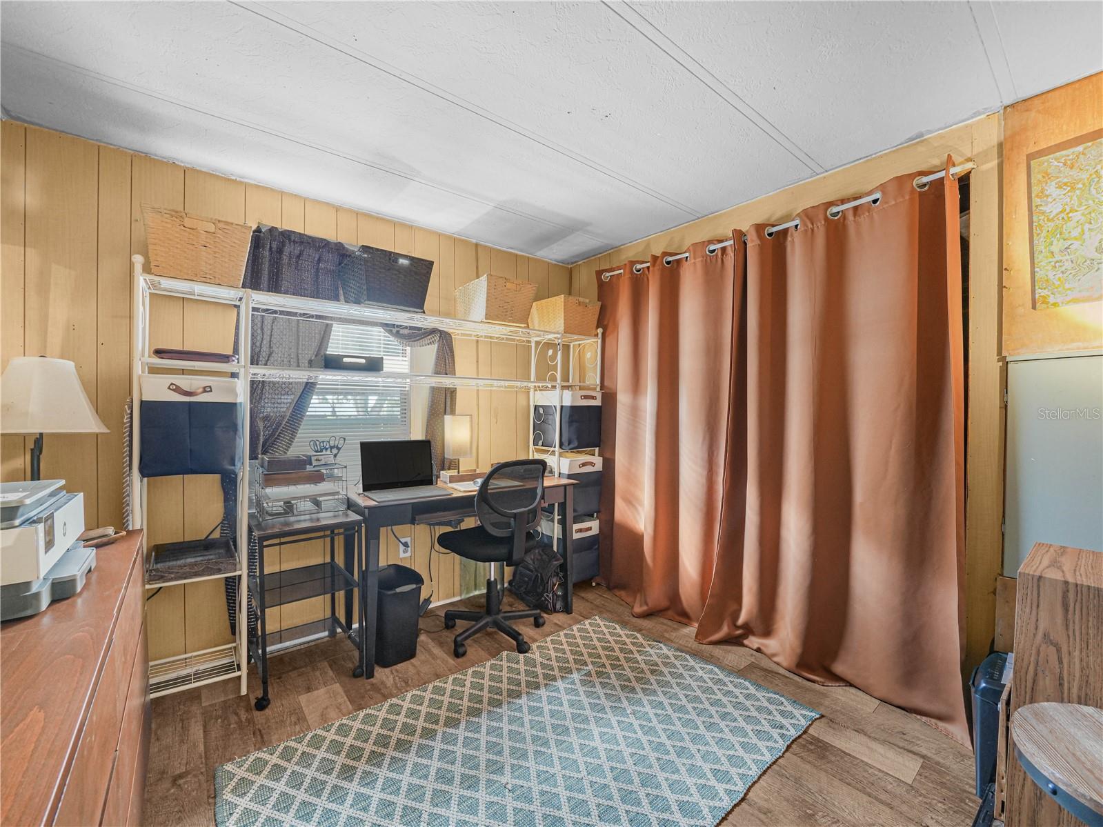 Image 16 of 31 For 4806 Fox Creek Drive W