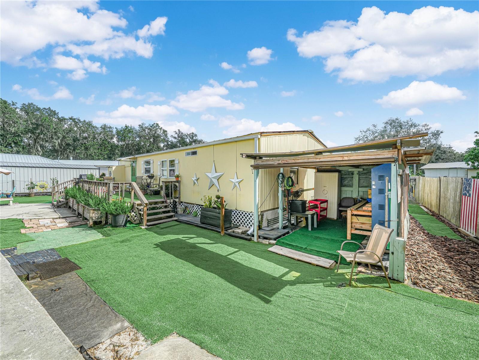 Image 21 of 31 For 4806 Fox Creek Drive W