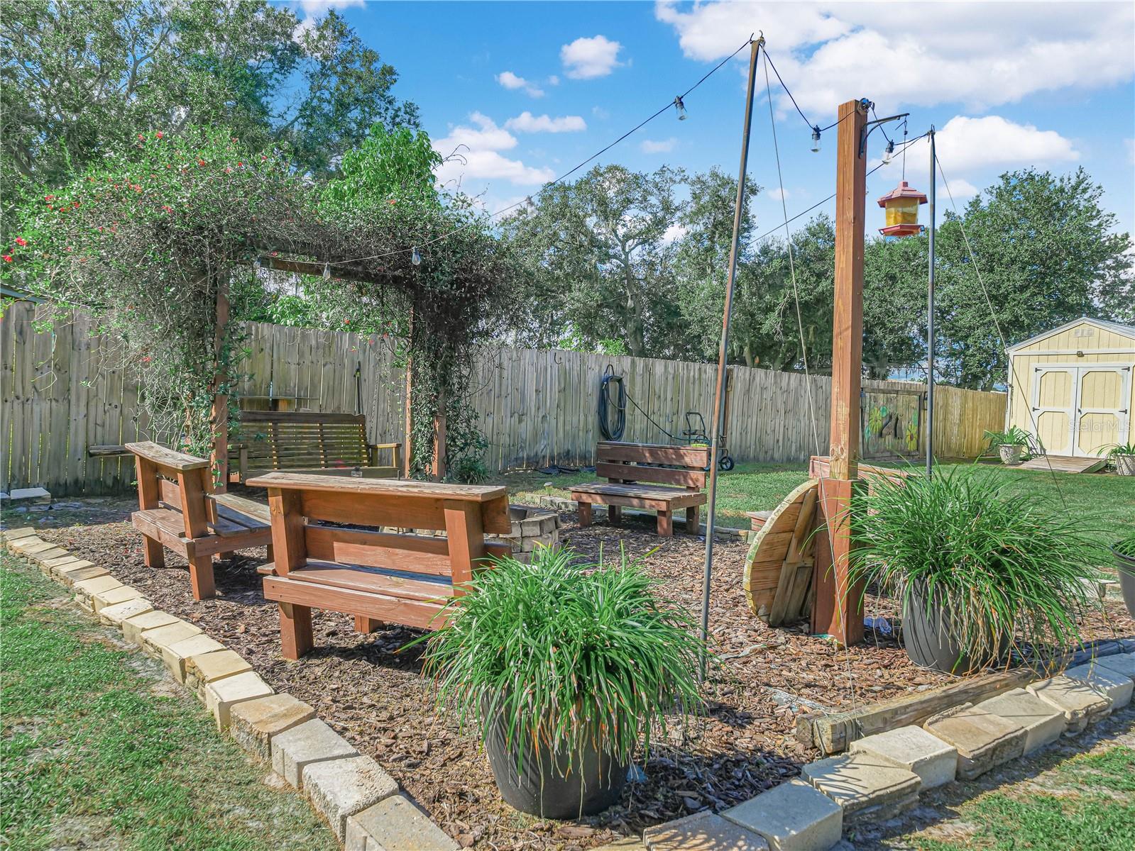 Image 3 of 31 For 4806 Fox Creek Drive W