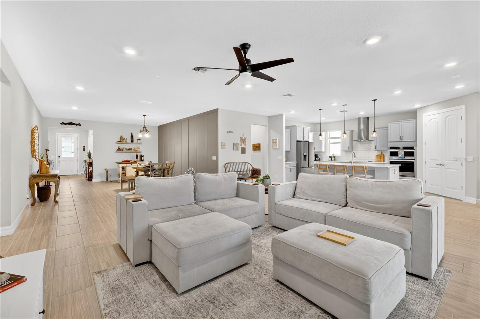 Image 10 of 38 For 2817 Matera Drive