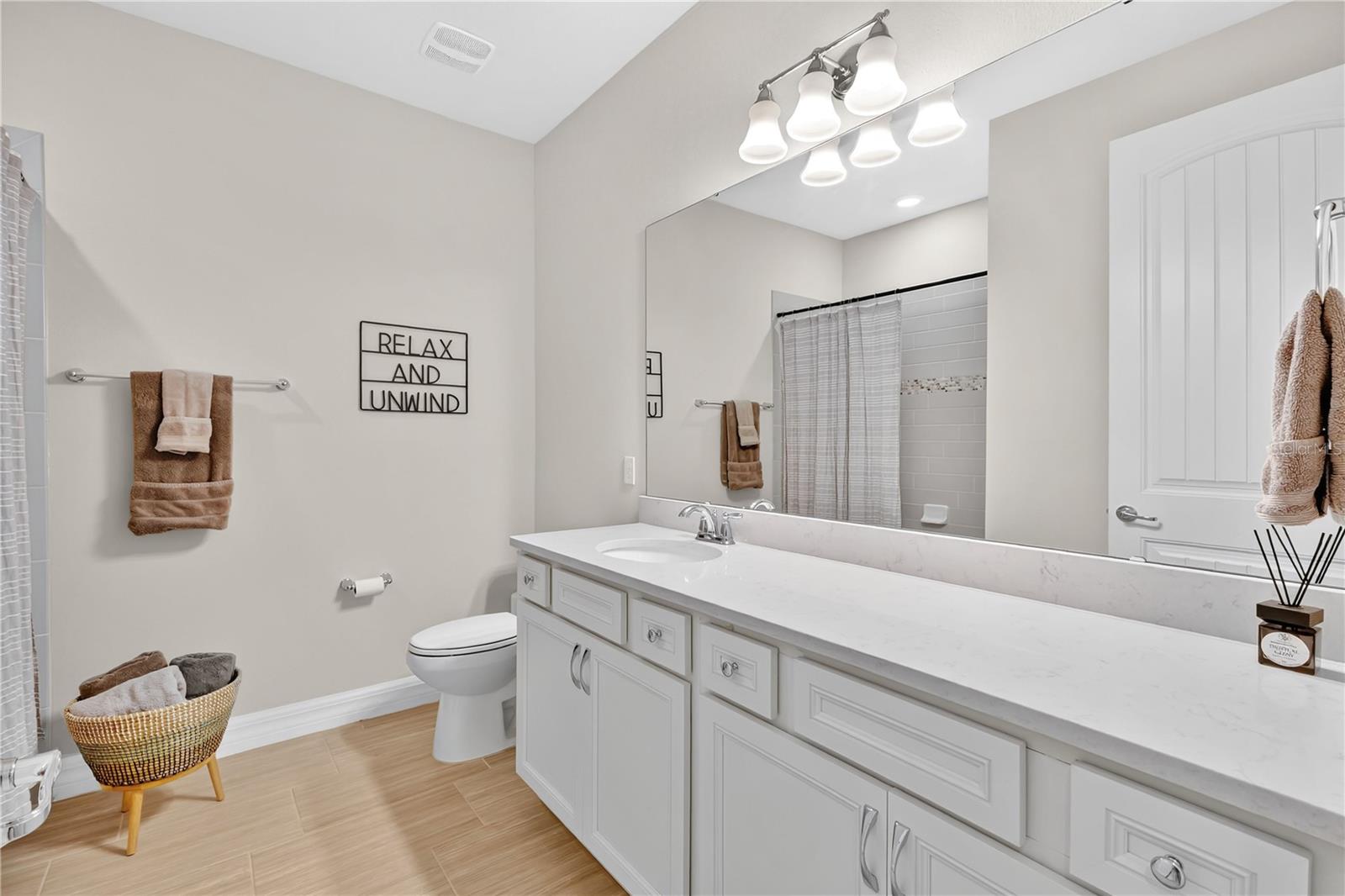 Image 18 of 38 For 2817 Matera Drive