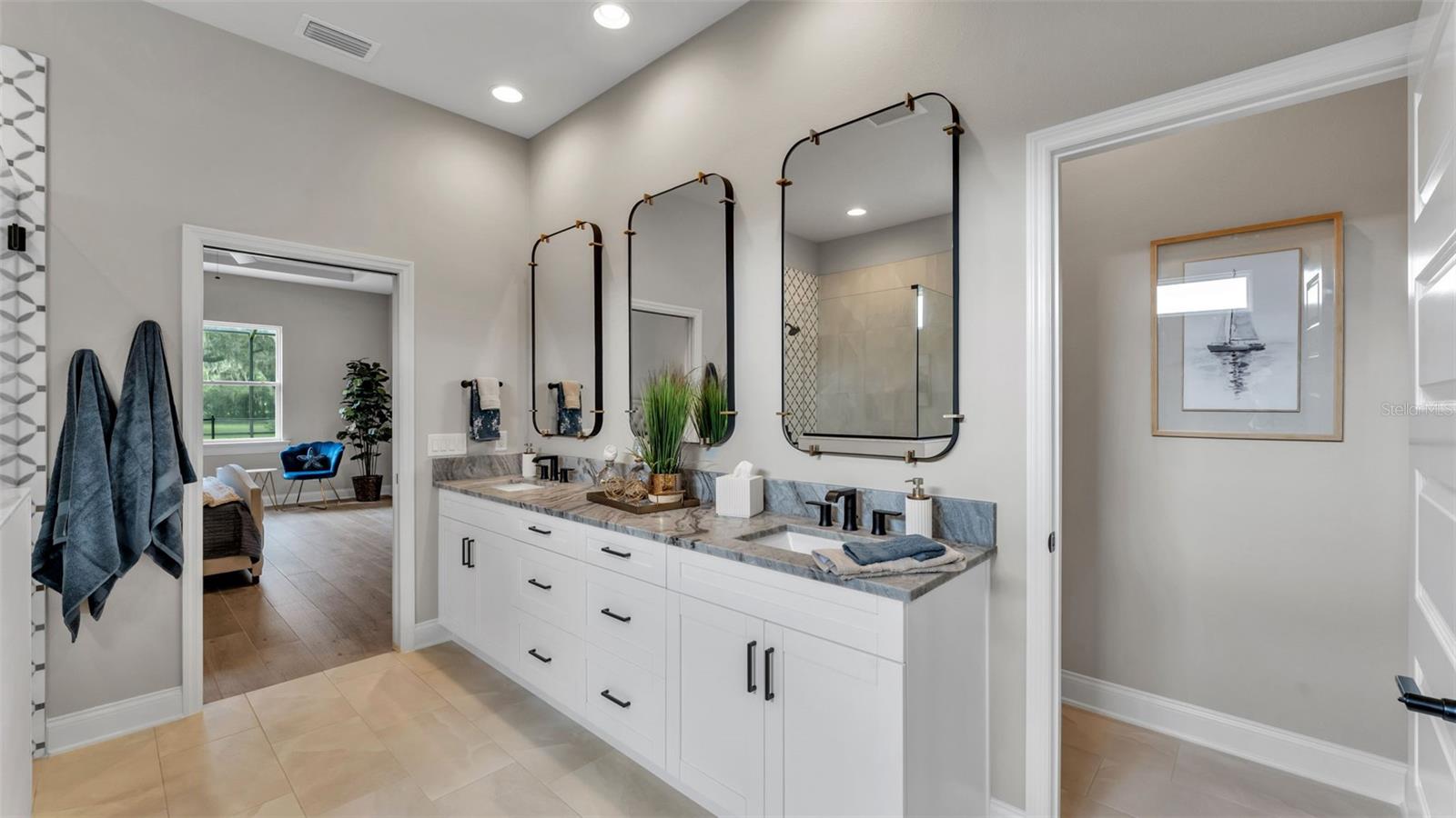 Image 30 of 56 For 4208 Haven Lake Court