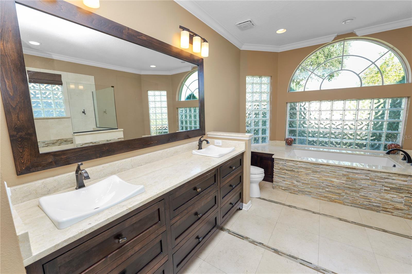 Image 49 of 78 For 4780 Lake Calabay Drive